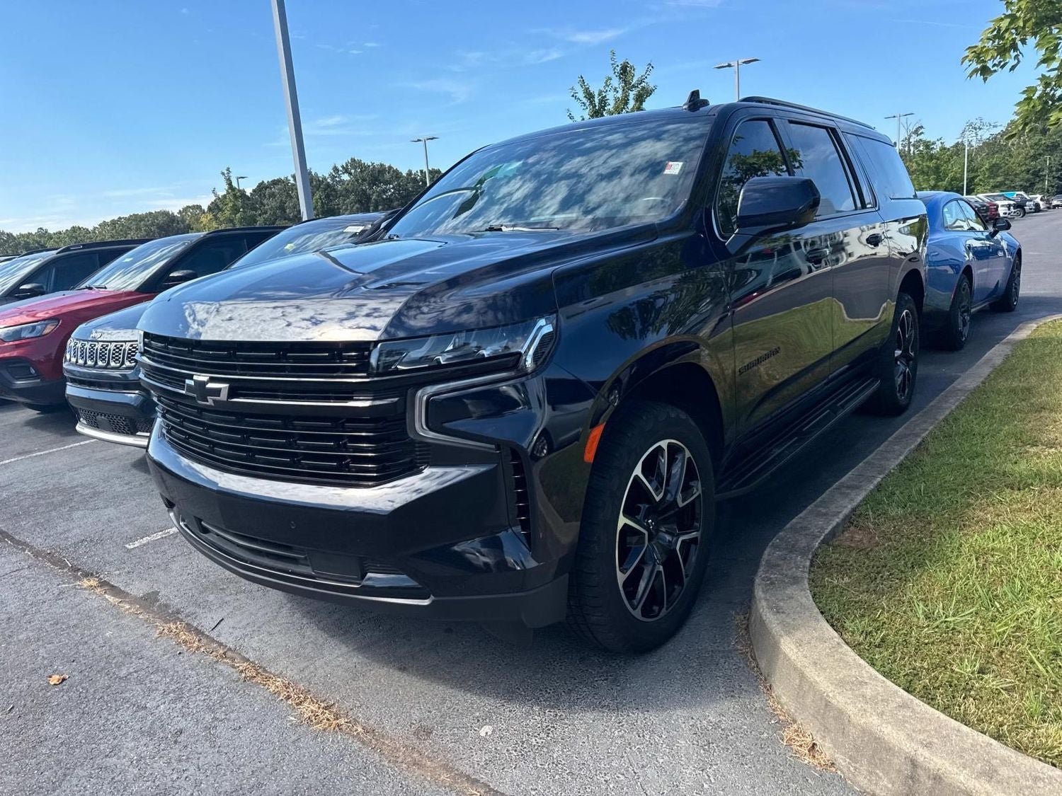 2023 Chevrolet Suburban RST
