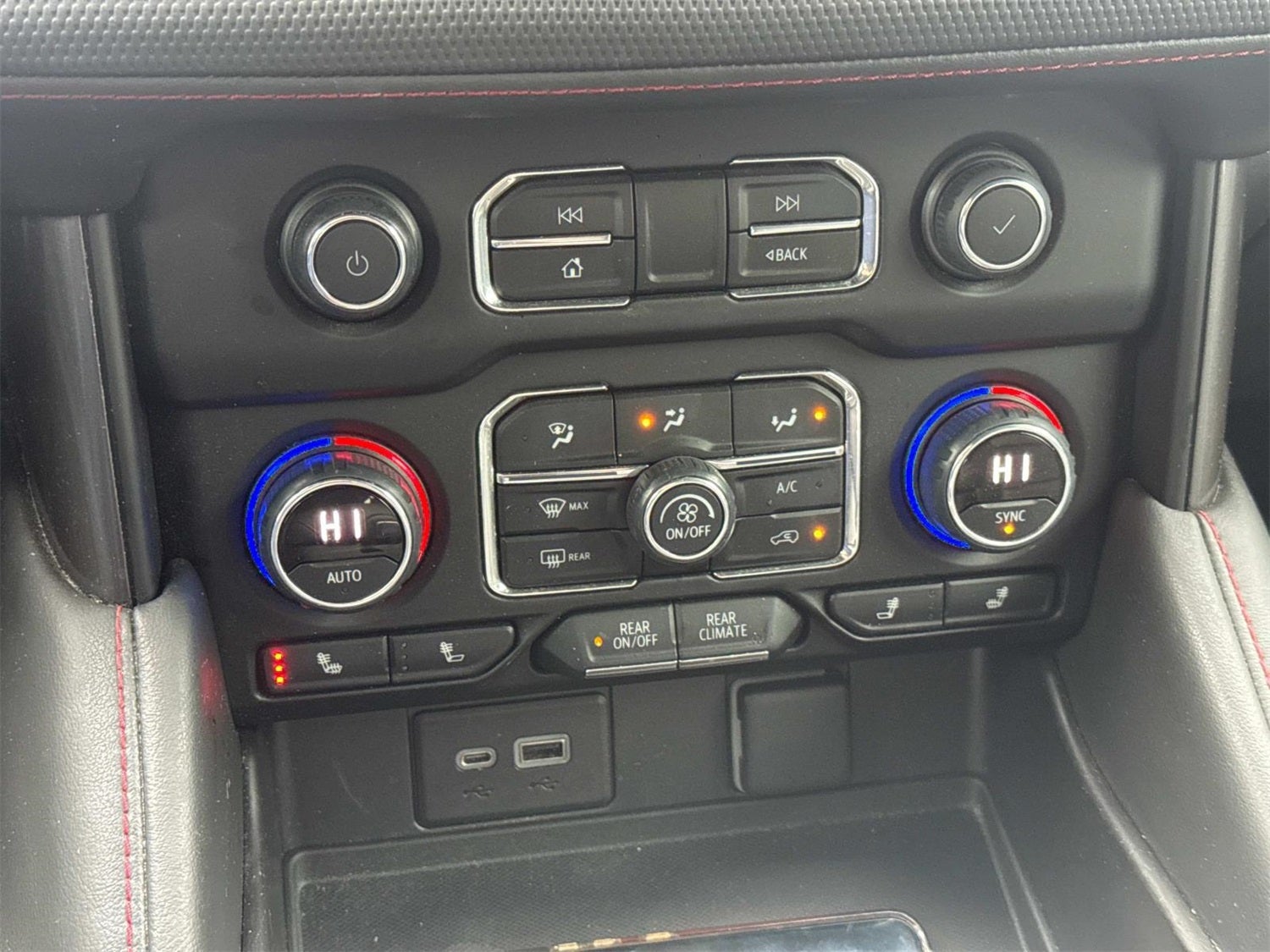 2022 Chevrolet Tahoe RST