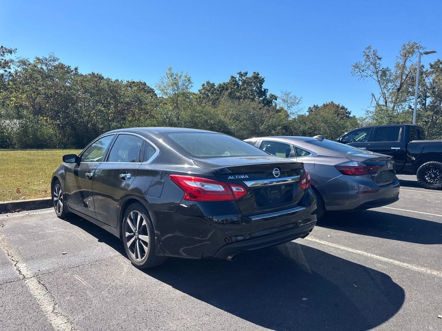 2016 Nissan Altima 2.5 SR