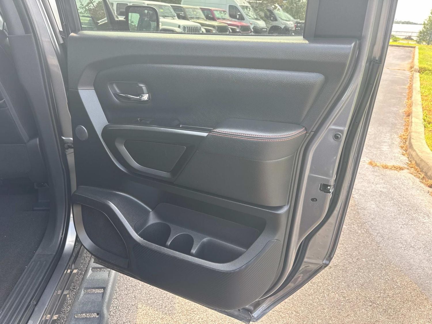 2024 Nissan Titan PRO-4X