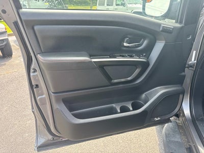2024 Nissan Titan PRO-4X