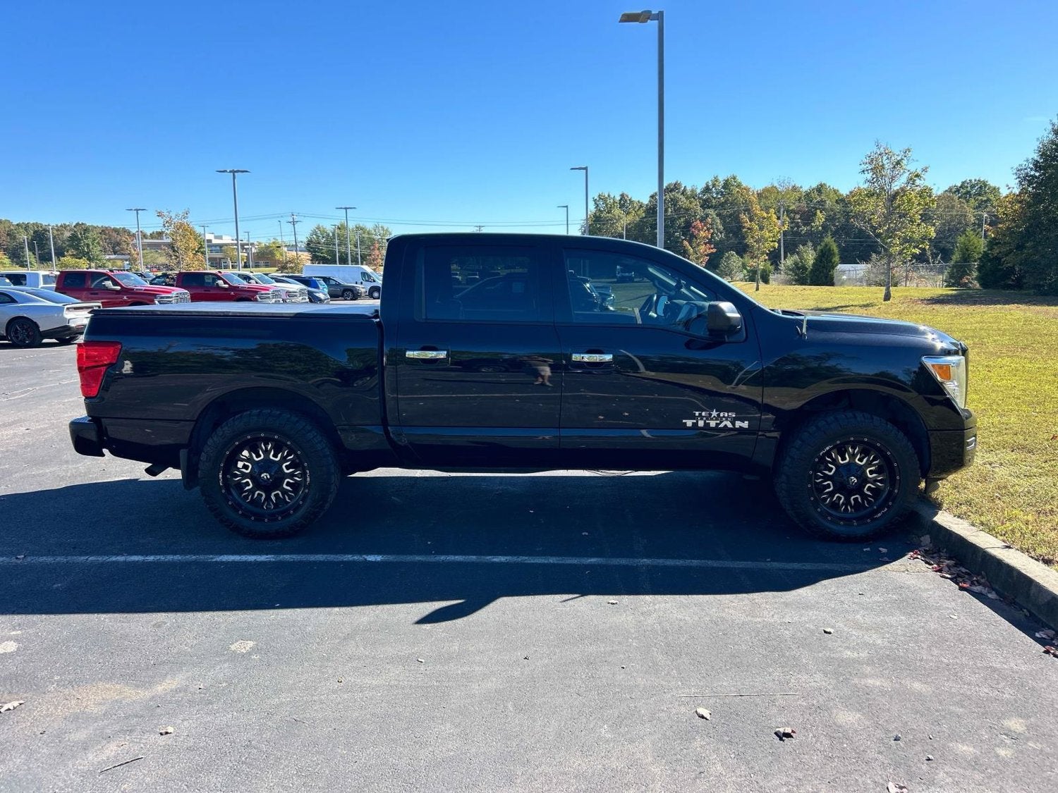 Used 2021 Nissan Titan SV with VIN 1N6AA1EF7MN527060 for sale in Dickson, TN
