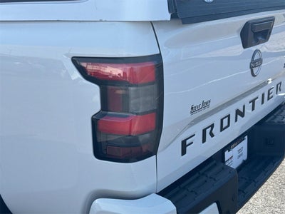 2022 Nissan Frontier SV