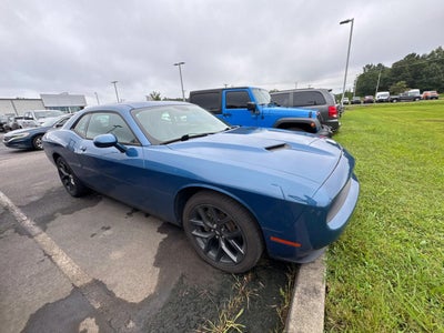 2022 Dodge Challenger SXT