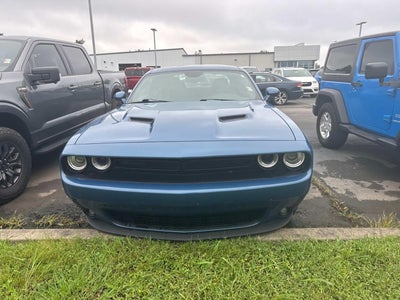 2022 Dodge Challenger SXT