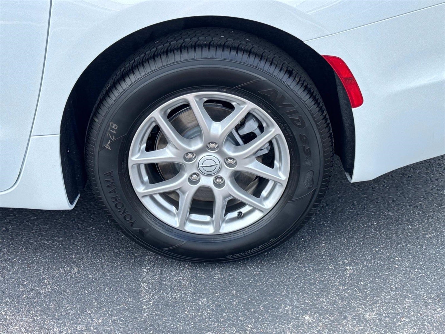 2026 Chrysler Pacifica Select