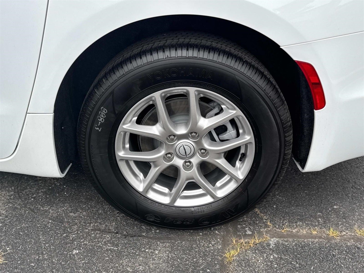 2025 Chrysler Pacifica Select