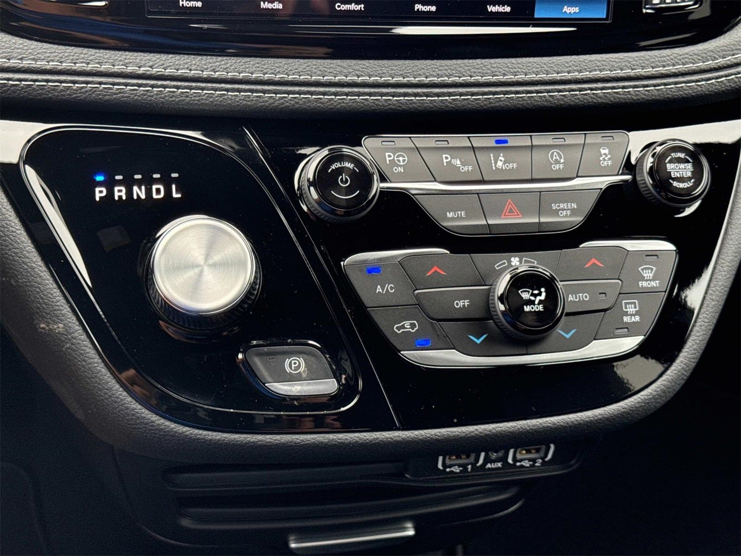 2025 Chrysler Pacifica Select
