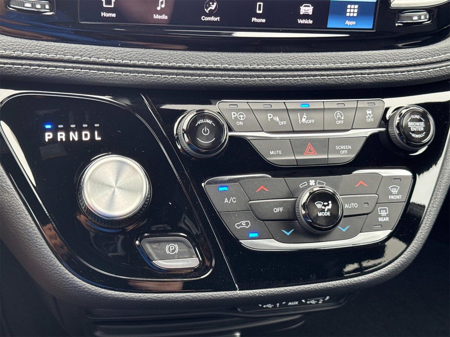 2025 Chrysler Pacifica Select