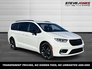 2026 Chrysler Pacifica
