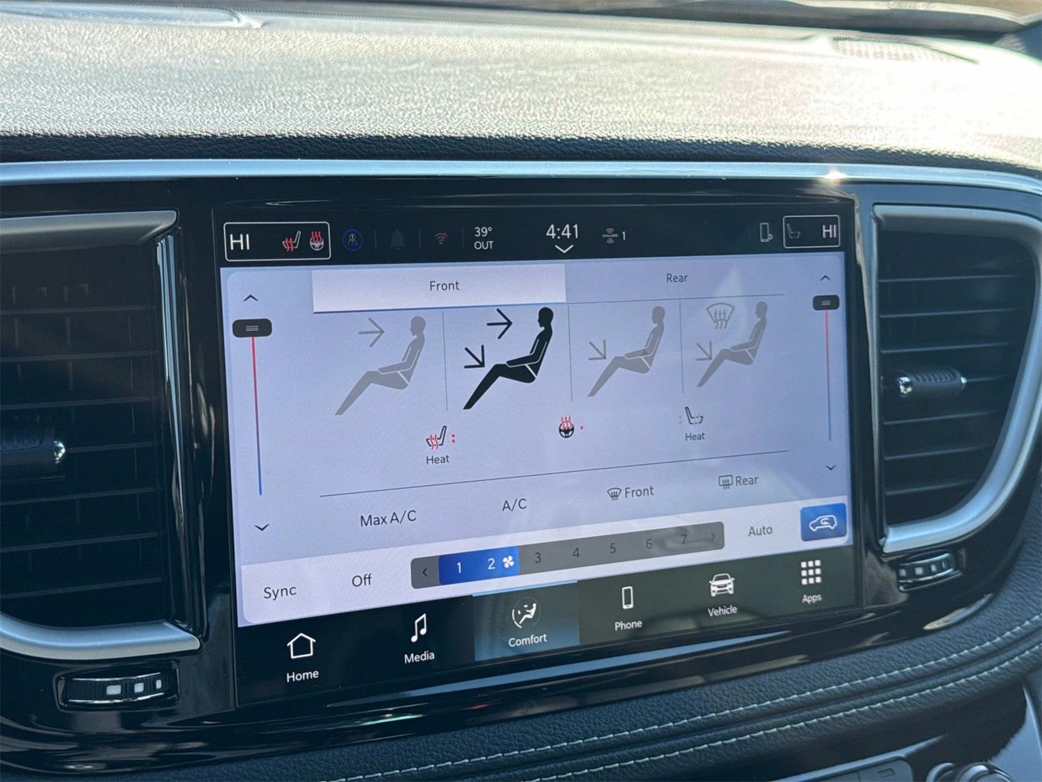 2026 Chrysler Pacifica Select