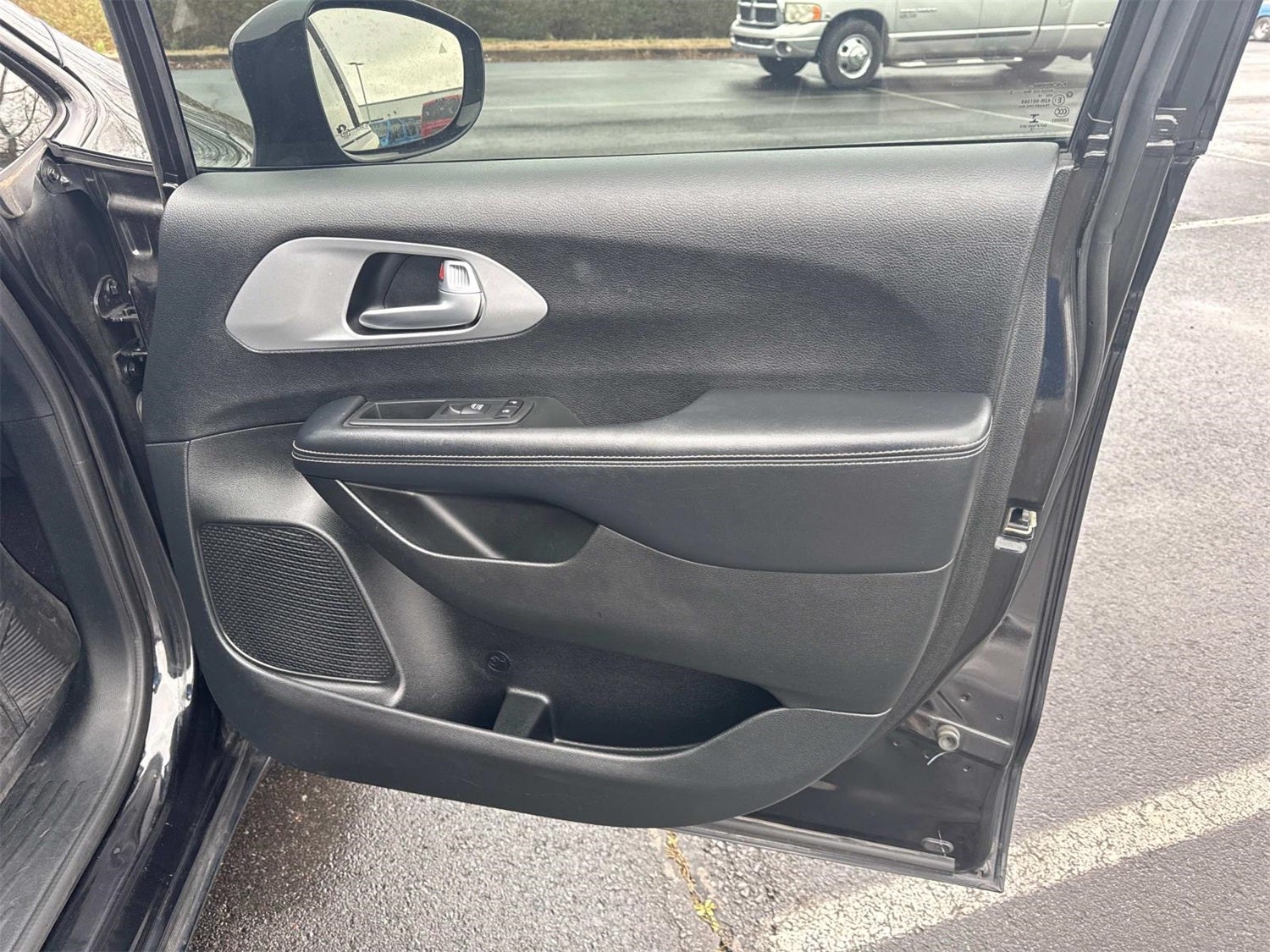 2018 Chrysler Pacifica Touring L Plus