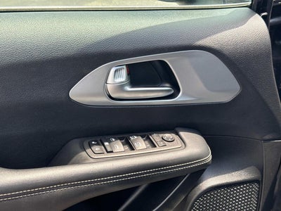2023 Chrysler Pacifica Touring