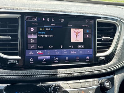 2023 Chrysler Pacifica Touring