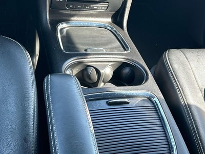 2016 Chrysler Town & Country S