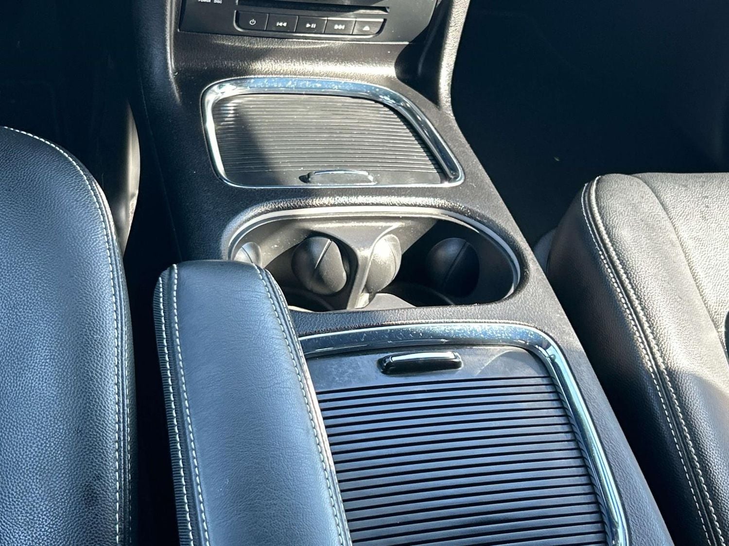 2016 Chrysler Town & Country S