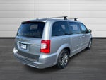 2016 Chrysler Town & Country S