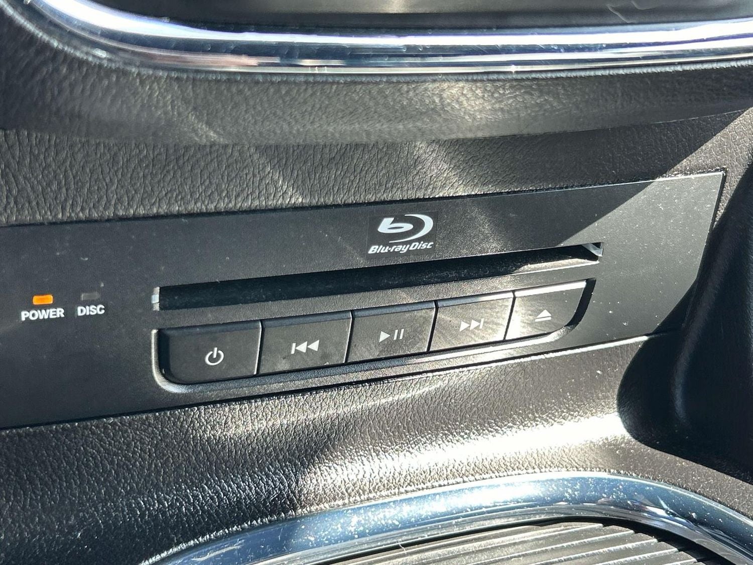 2016 Chrysler Town & Country S