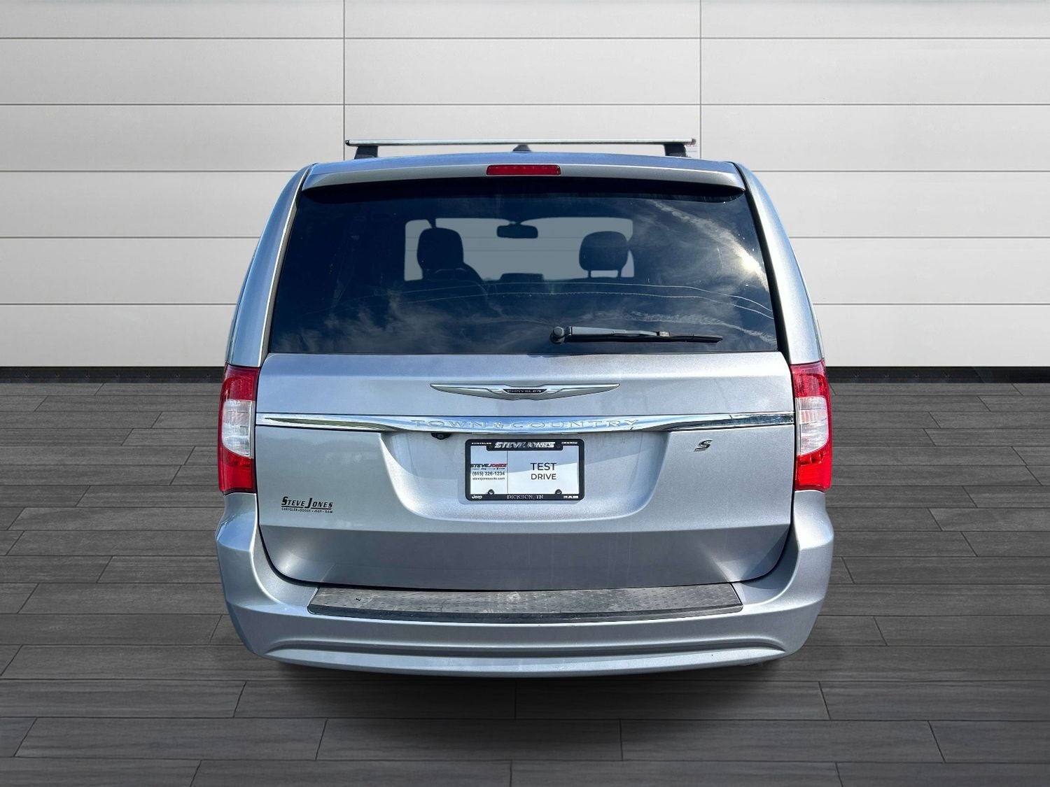 2016 Chrysler Town & Country S