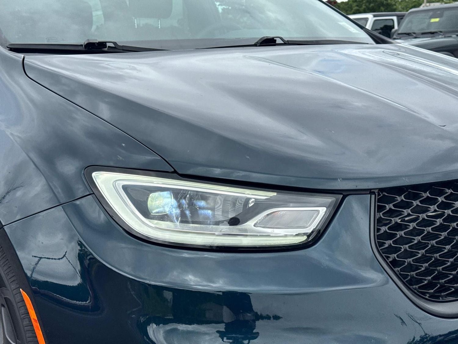 2023 Chrysler Pacifica Hybrid Touring L