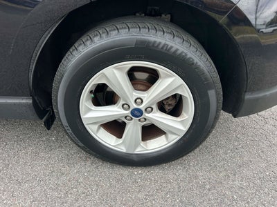 2020 Ford Edge SE
