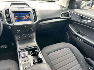 2020 Ford Edge SE
