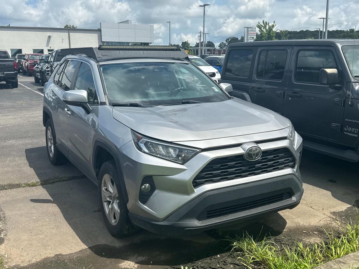 2020 Toyota RAV4 XLE