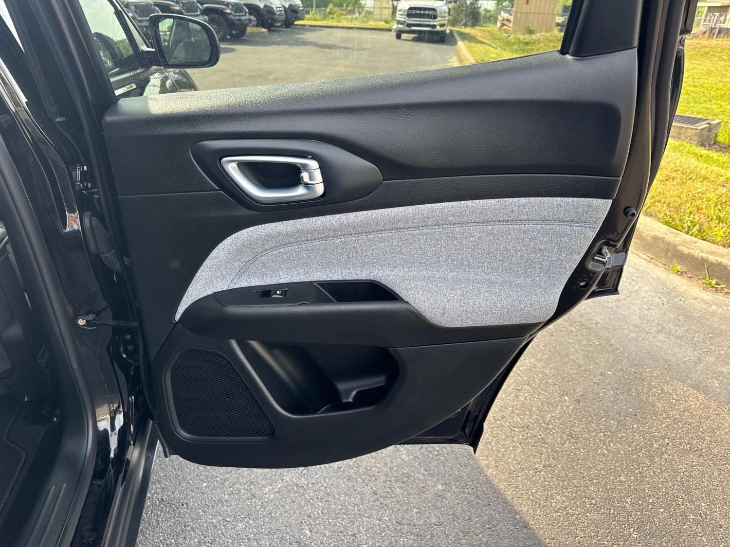 2025 Jeep Compass Sport