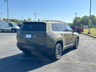 2026 Jeep Cherokee Laredo