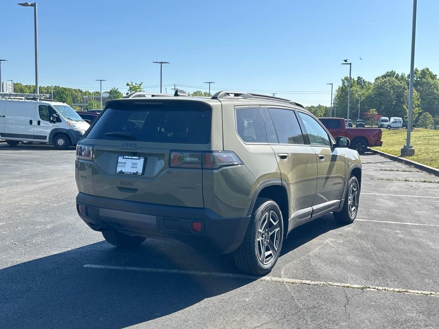 2026 Jeep Cherokee Laredo