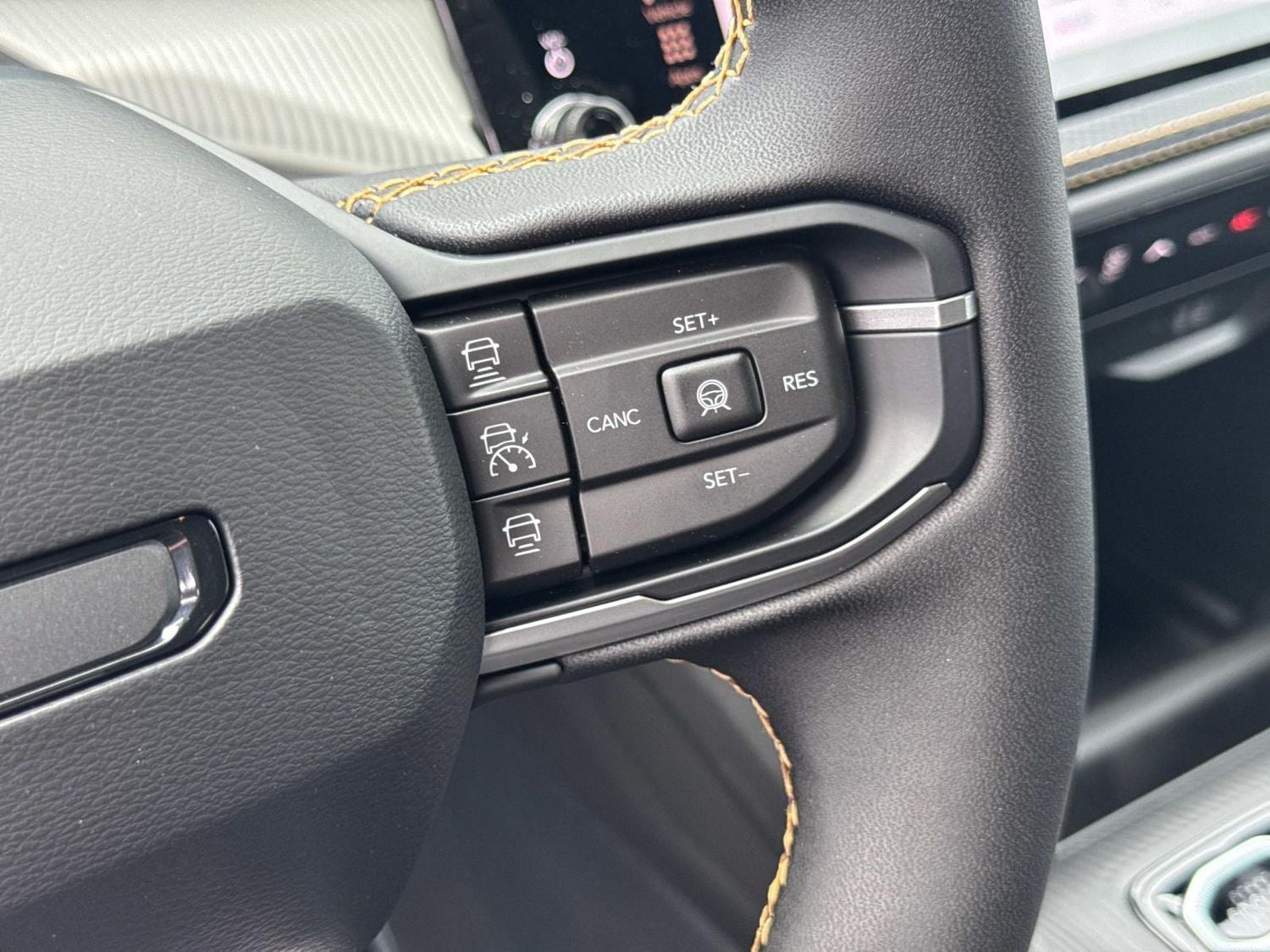 2026 Jeep Cherokee Base