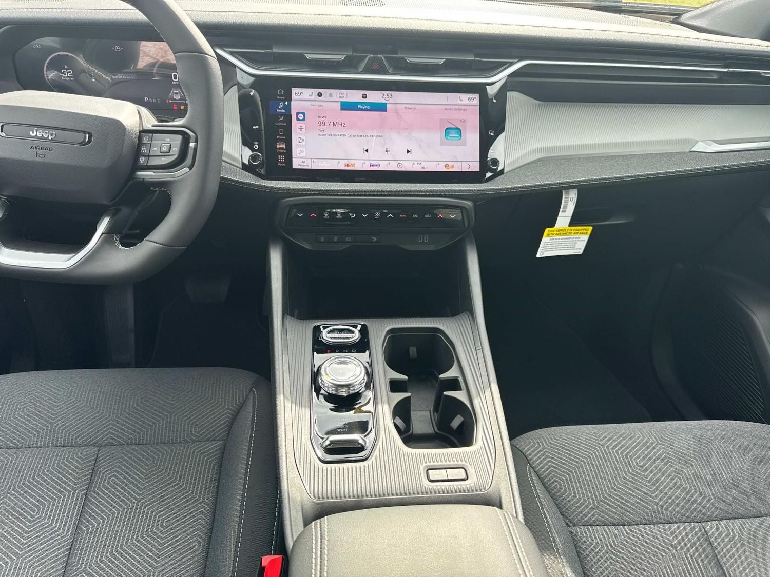 2026 Jeep Cherokee Laredo