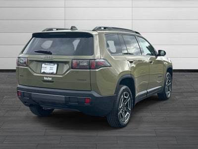 2026 Jeep Cherokee Laredo