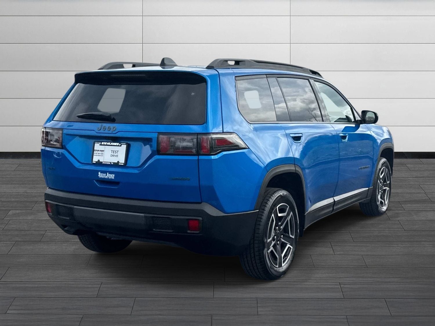 2026 Jeep Cherokee Laredo