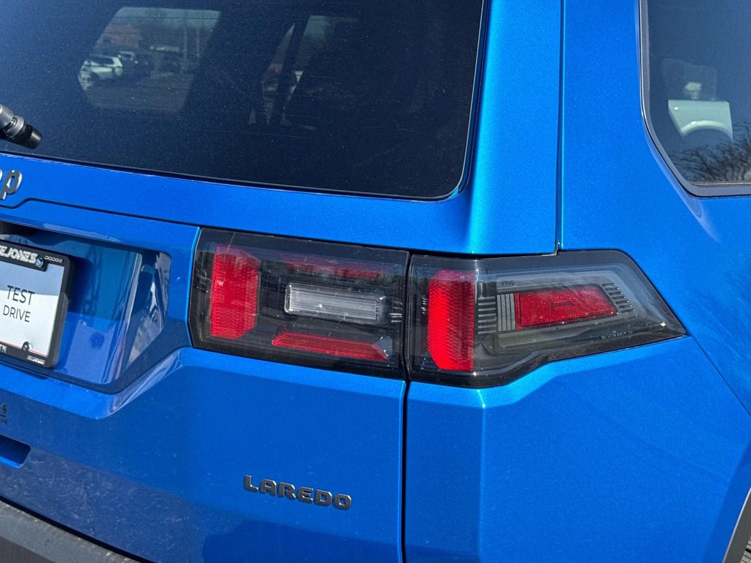 2026 Jeep Cherokee Laredo