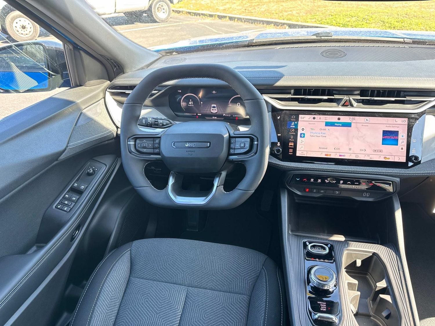 2026 Jeep Cherokee Laredo