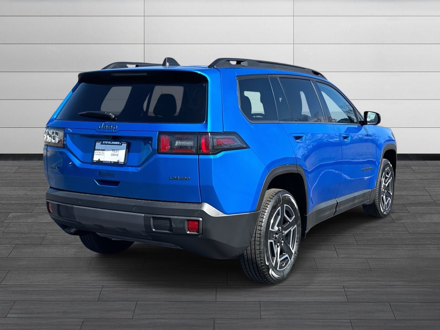 2026 Jeep Cherokee Laredo