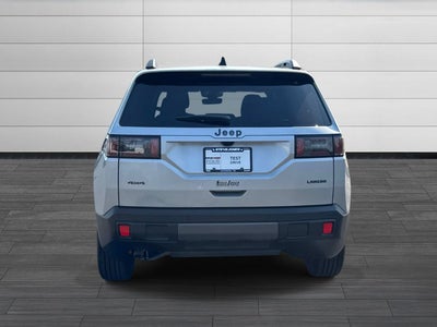 2026 Jeep Cherokee Laredo