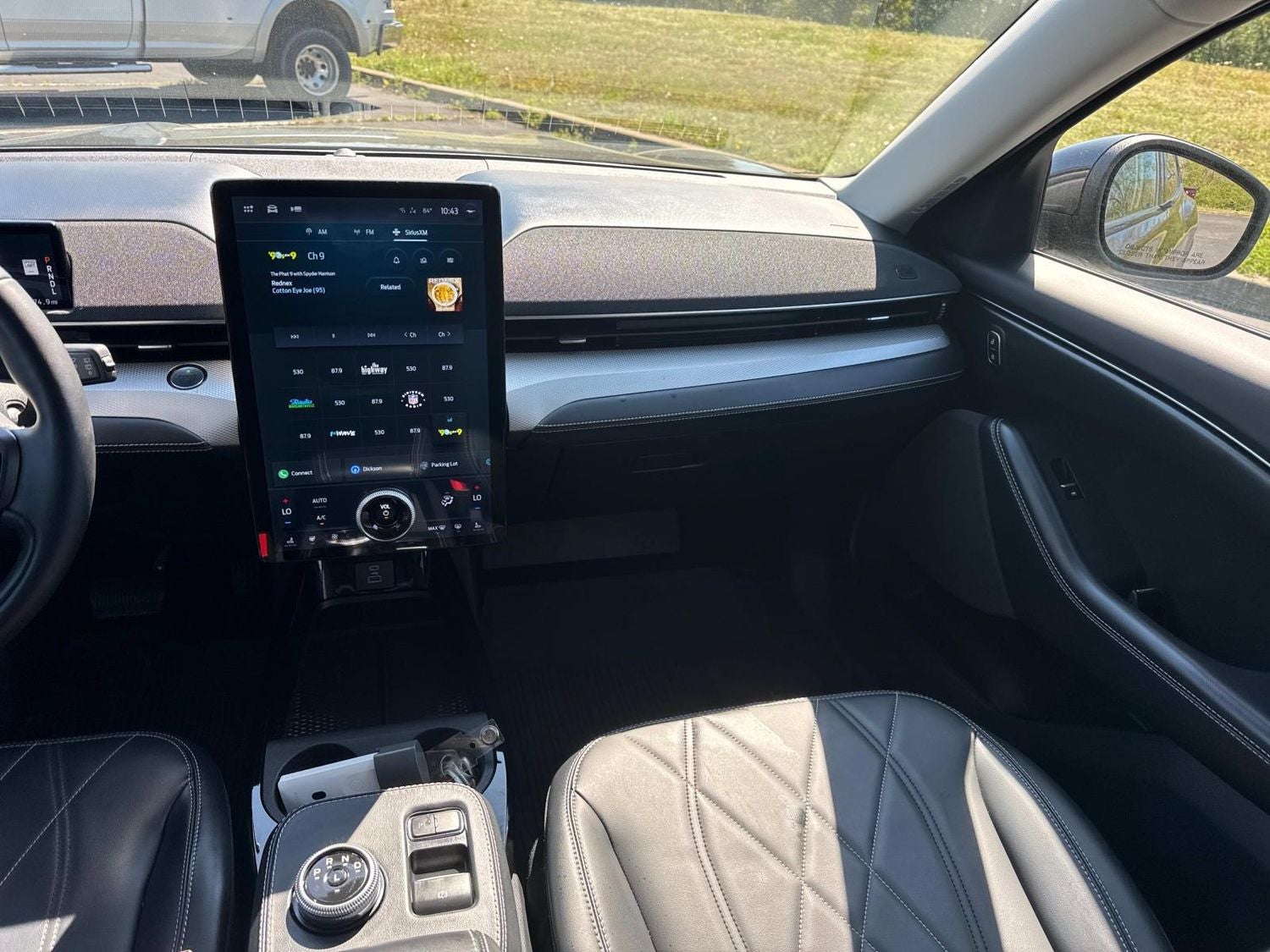 2022 Ford Mustang Mach-E Select