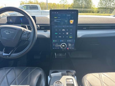 2022 Ford Mustang Mach-E Select