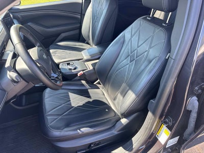 2022 Ford Mustang Mach-E Select