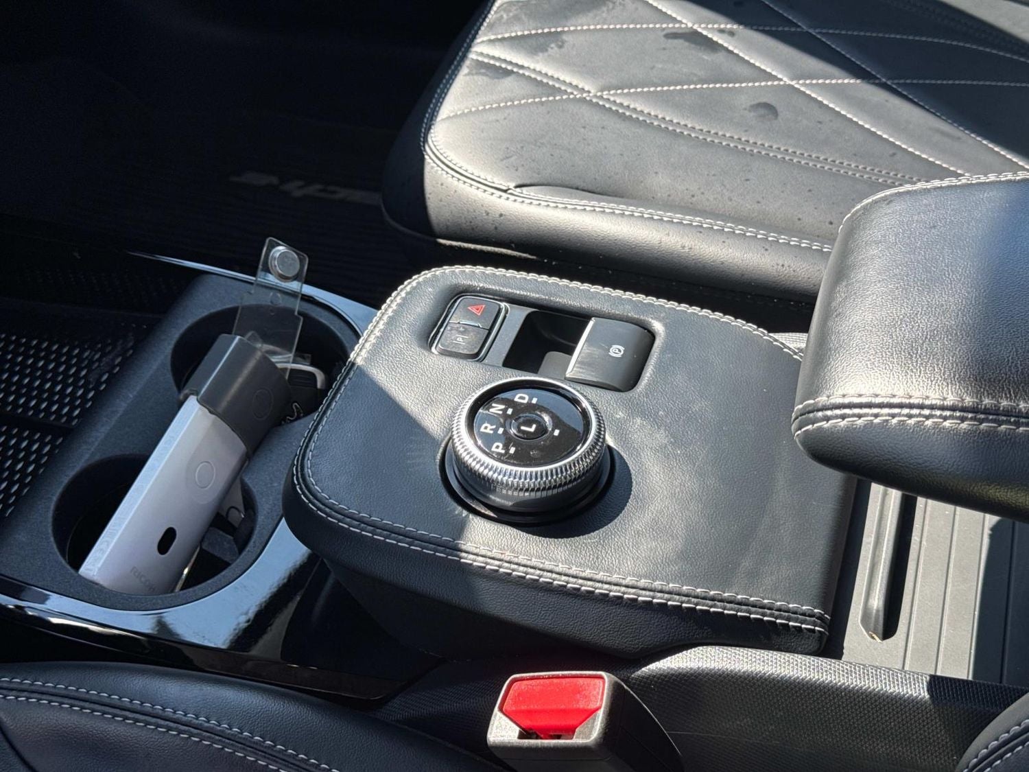 2022 Ford Mustang Mach-E Select