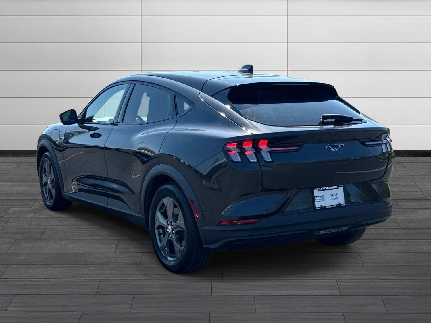 2022 Ford Mustang Mach-E Select