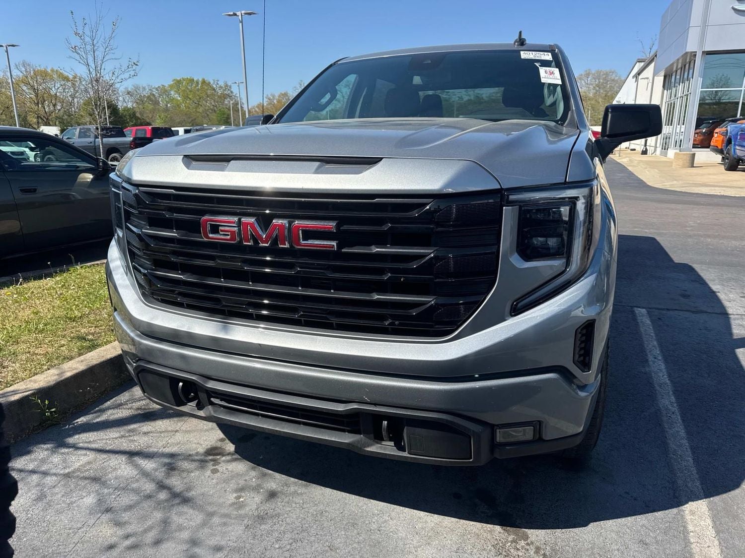 2024 GMC Sierra 1500 Elevation