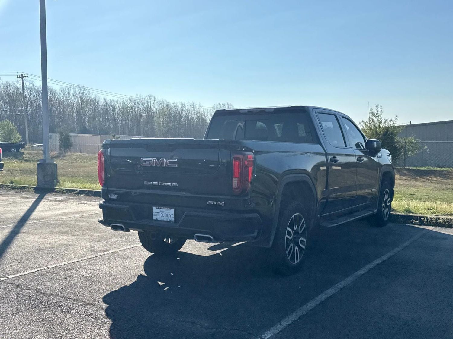2024 GMC Sierra 1500 AT4