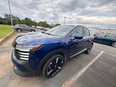 2025 Nissan Kicks SR
