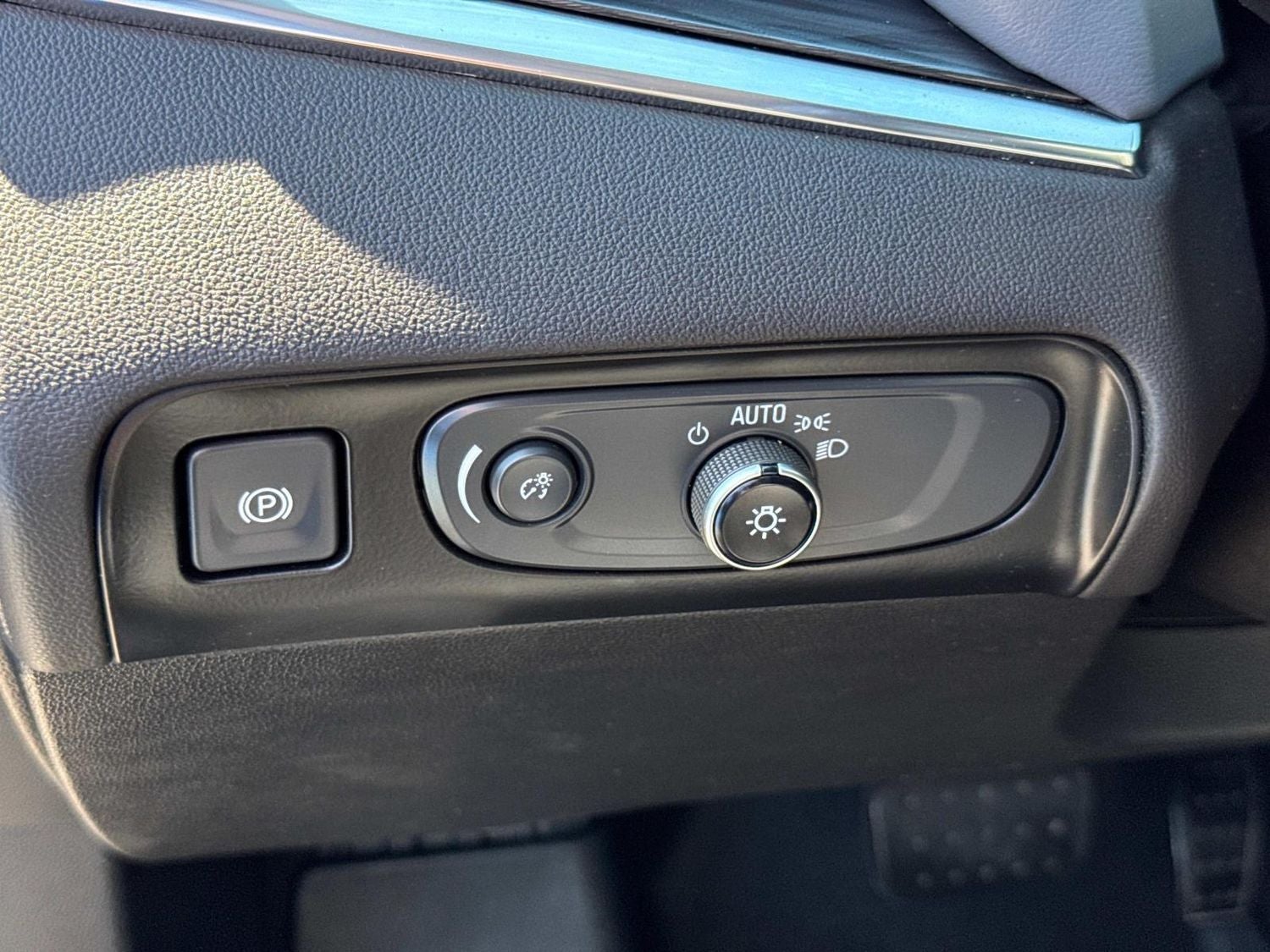 2021 Buick Enclave Essence