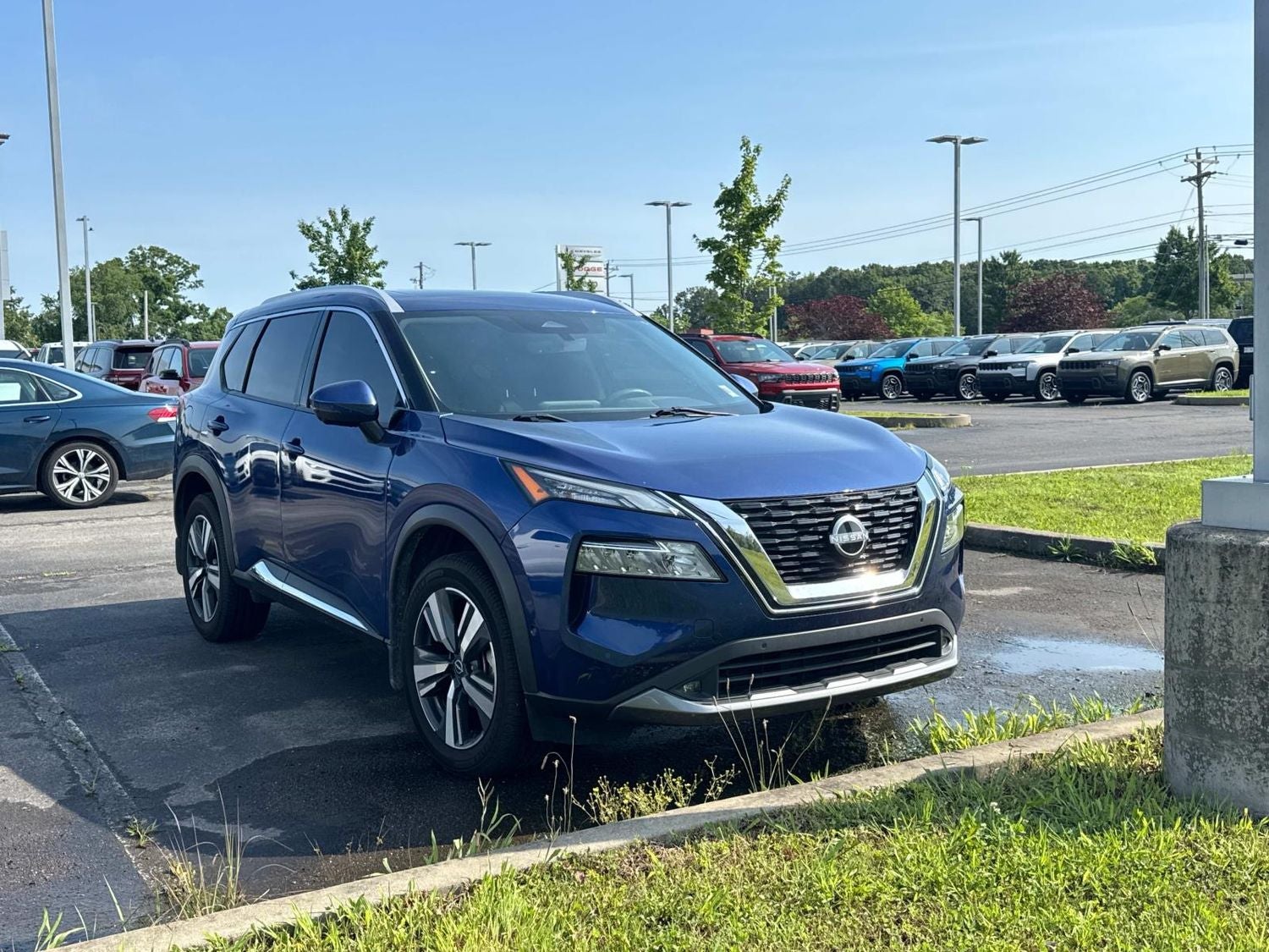 2022 Nissan Rogue SL