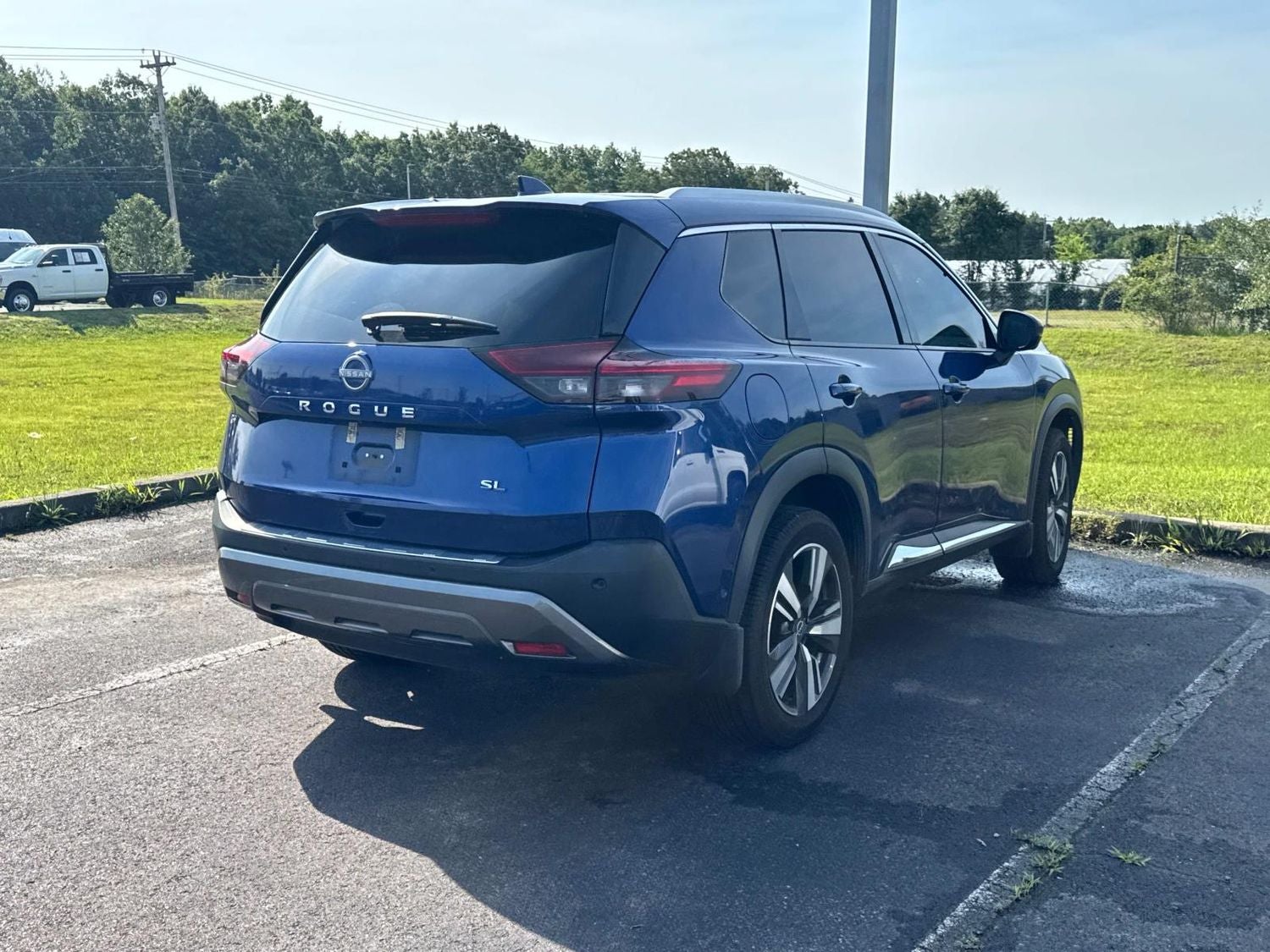 2022 Nissan Rogue SL