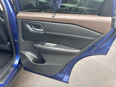 2022 Nissan Rogue SL